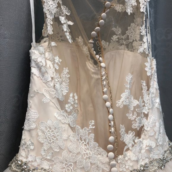 Stella York for Essense of Australia Blush Lace Ballgown Wedding Dress Size 6, - Picture 8 of 9